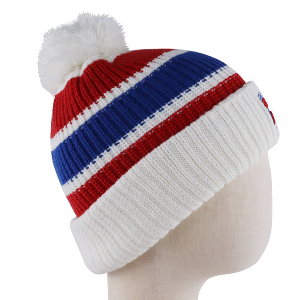 Augstas kvalitātes beanie ar aproces ar pom Pom